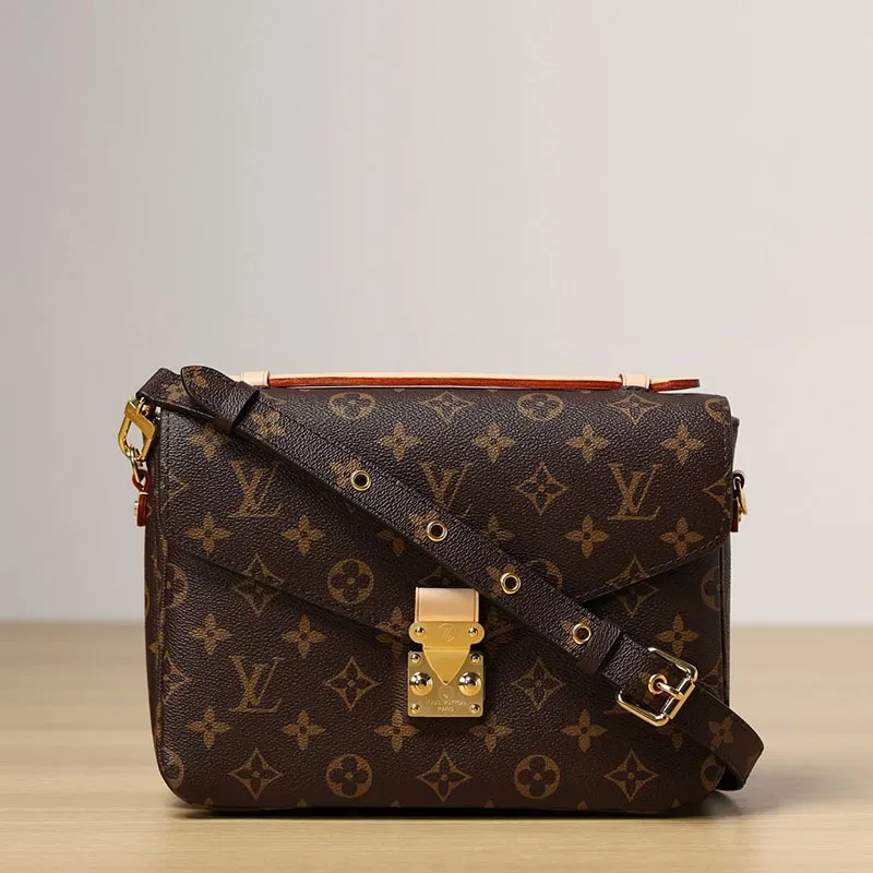 Pochette Metis Bag Monogram Canvas Pochette Metis Bag Monogram Canvas