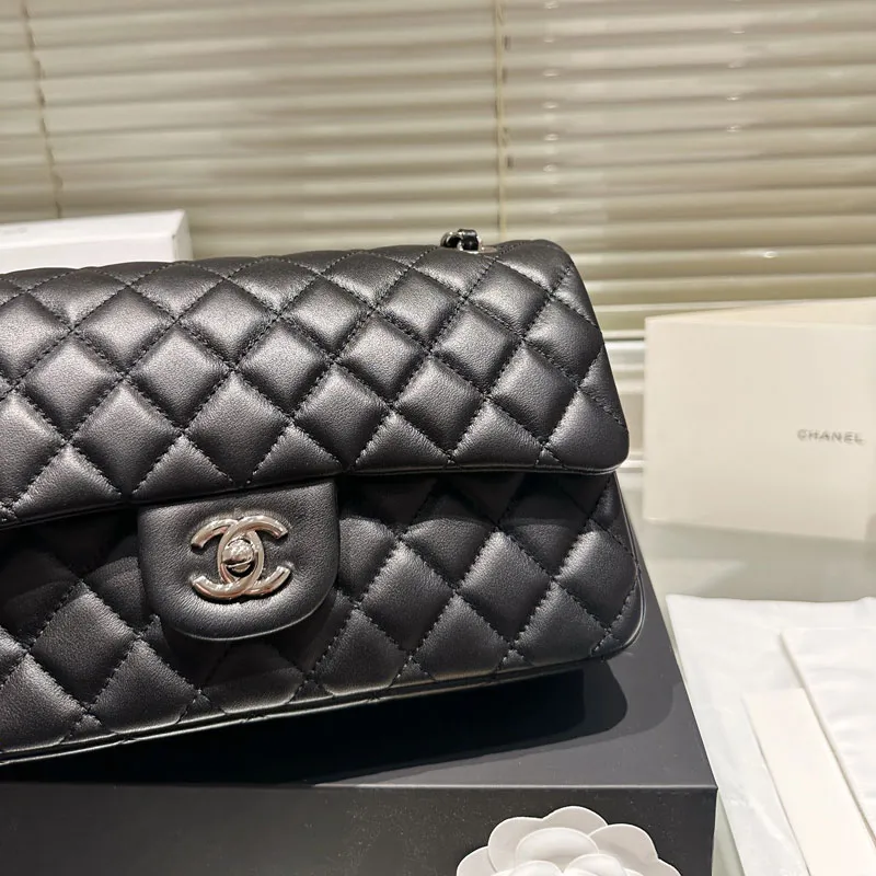 Sliver Strap Black Handbag Sliver Strap Black Handbag