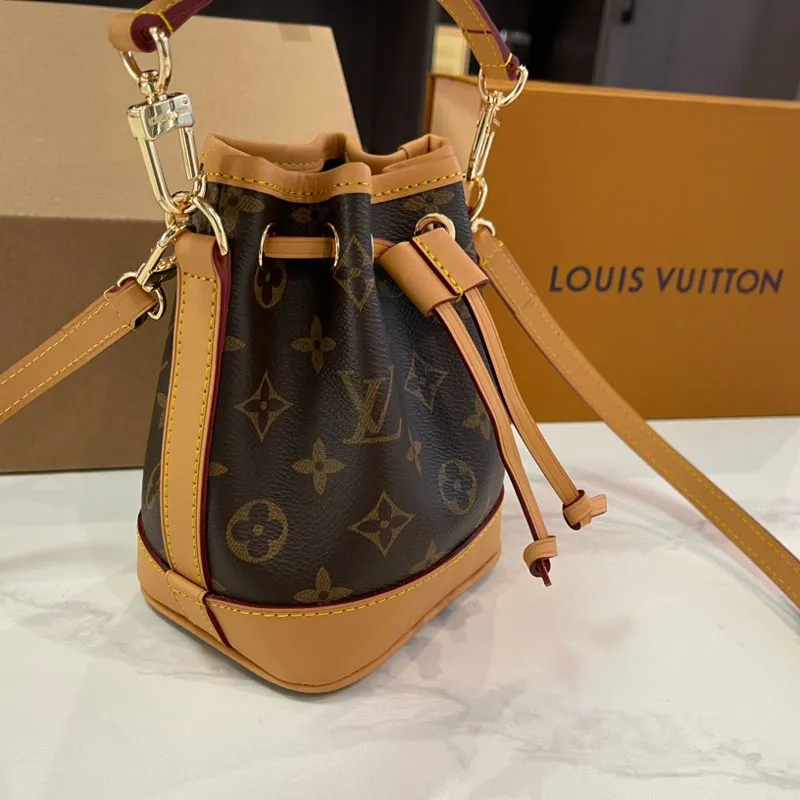 Mini Bucket Bag Mini Bucket Bag