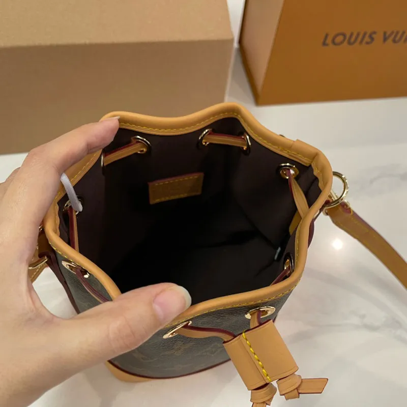 Mini Bucket Bag Mini Bucket Bag