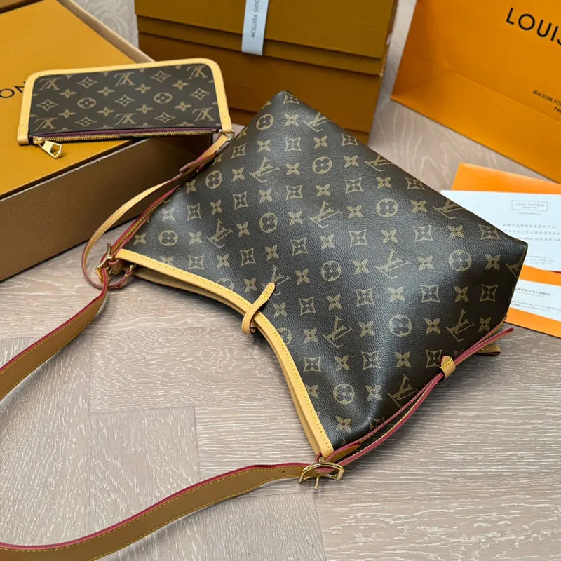 Big Carrall Brown Women Handbag Big Carrall Brown Women Handbag