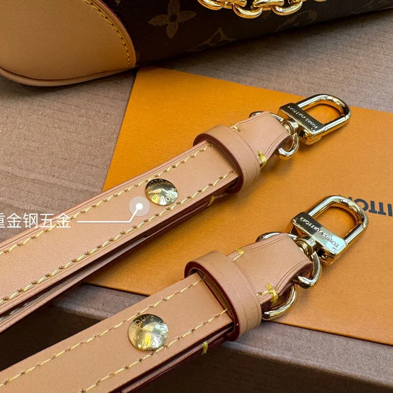 Brown Croissant Women Bag Brown Croissant Women Bag
