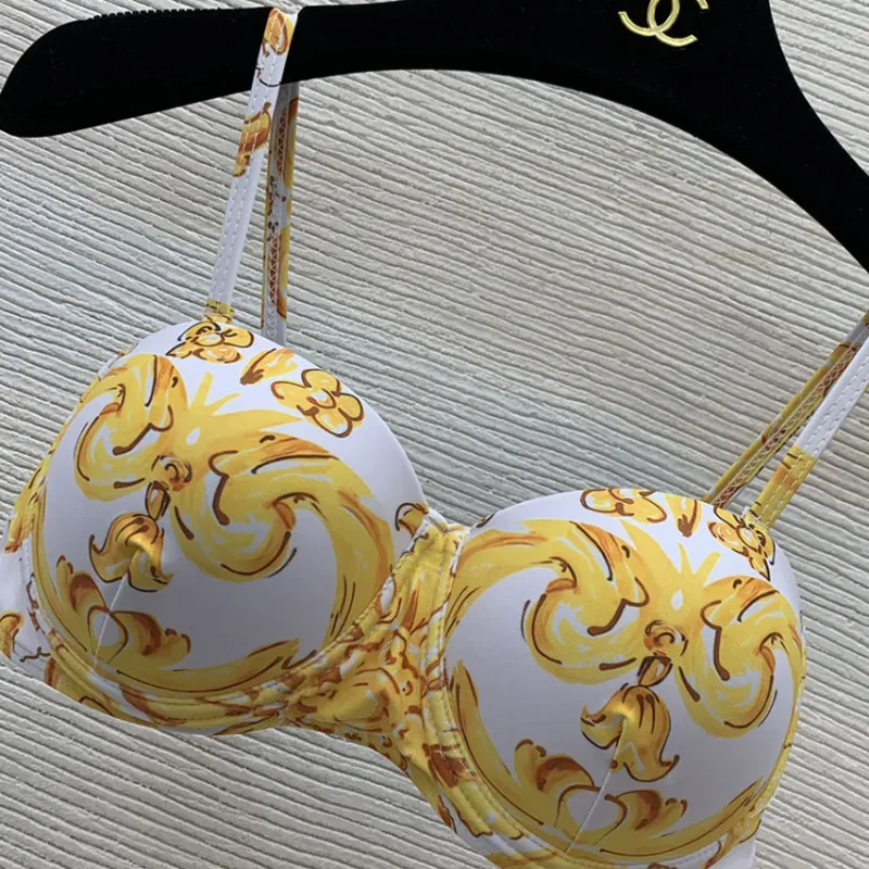 Women Flowers Two Pieces Bikini Women Flowers Two Pieces Bikini